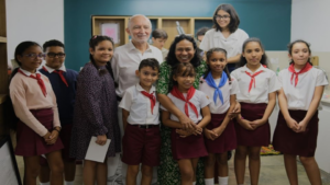 Lee más sobre el artículo Inauguran muestra francesa en la Casa Vitier García Marruz