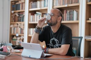 Lee más sobre el artículo Un café